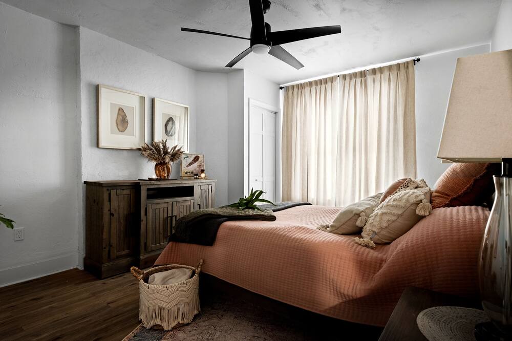 Photo of Bedroom in South Hills