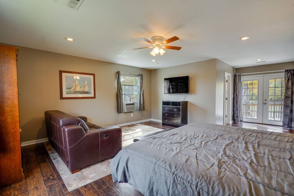 Photo of Bedroom in Bartlett