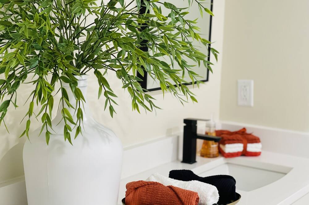 Photo of Bedroom in New Pathways