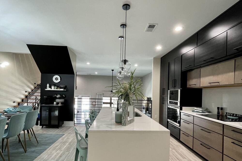 Photo of Kitchen in New Pathways