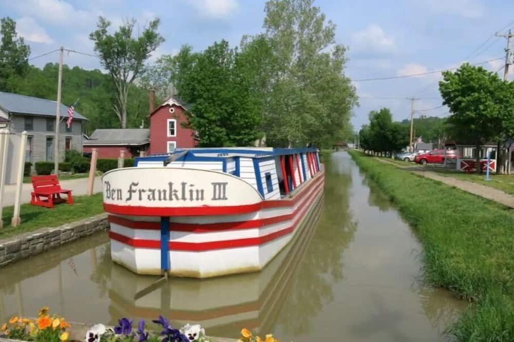 Photo of Outdoor in Metamora
