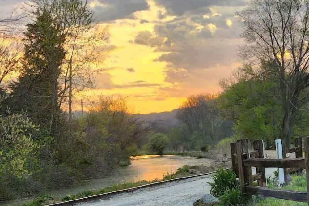 Photo of Outdoor in Metamora