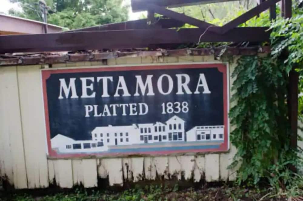 Photo of Outdoor in Metamora