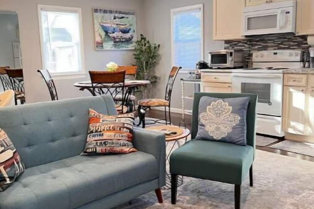 Photo of Livingroom in Mount Arlington