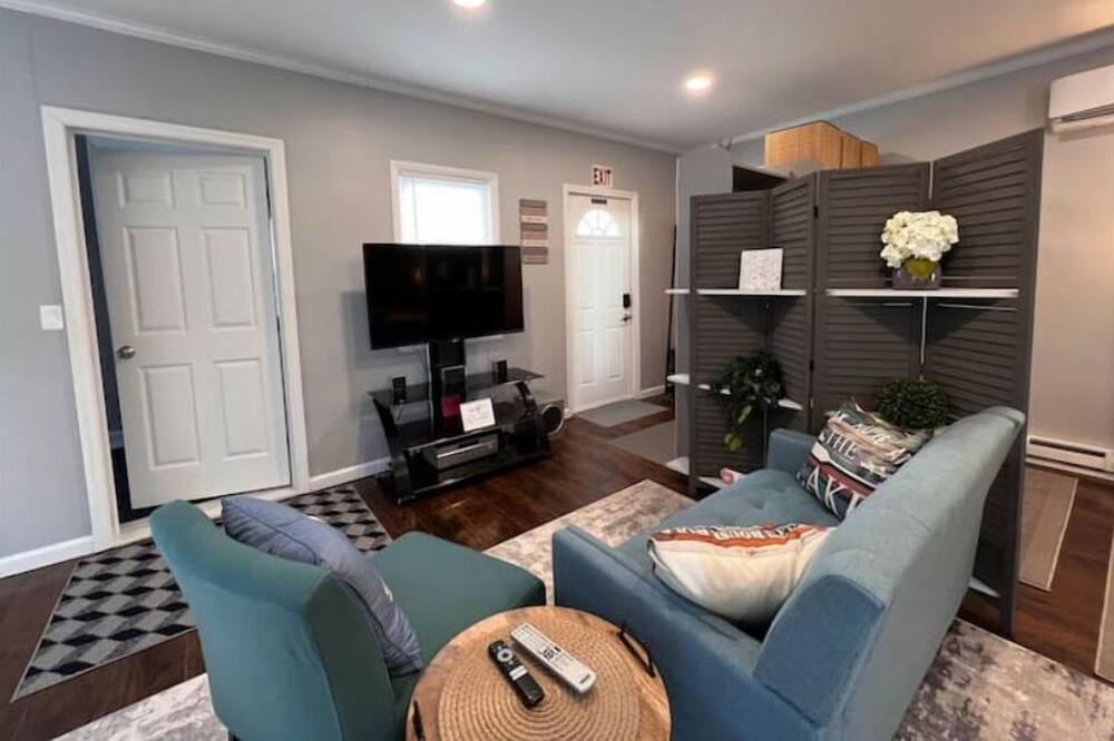 Photo of Livingroom in Mount Arlington