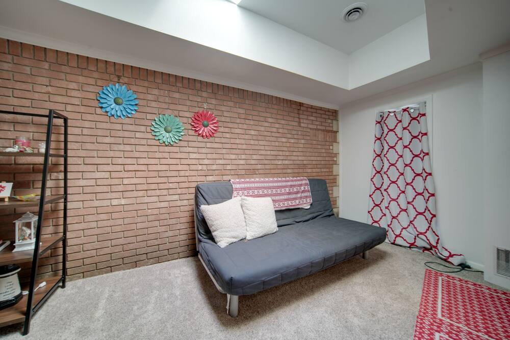 Photo of Bedroom in Erie