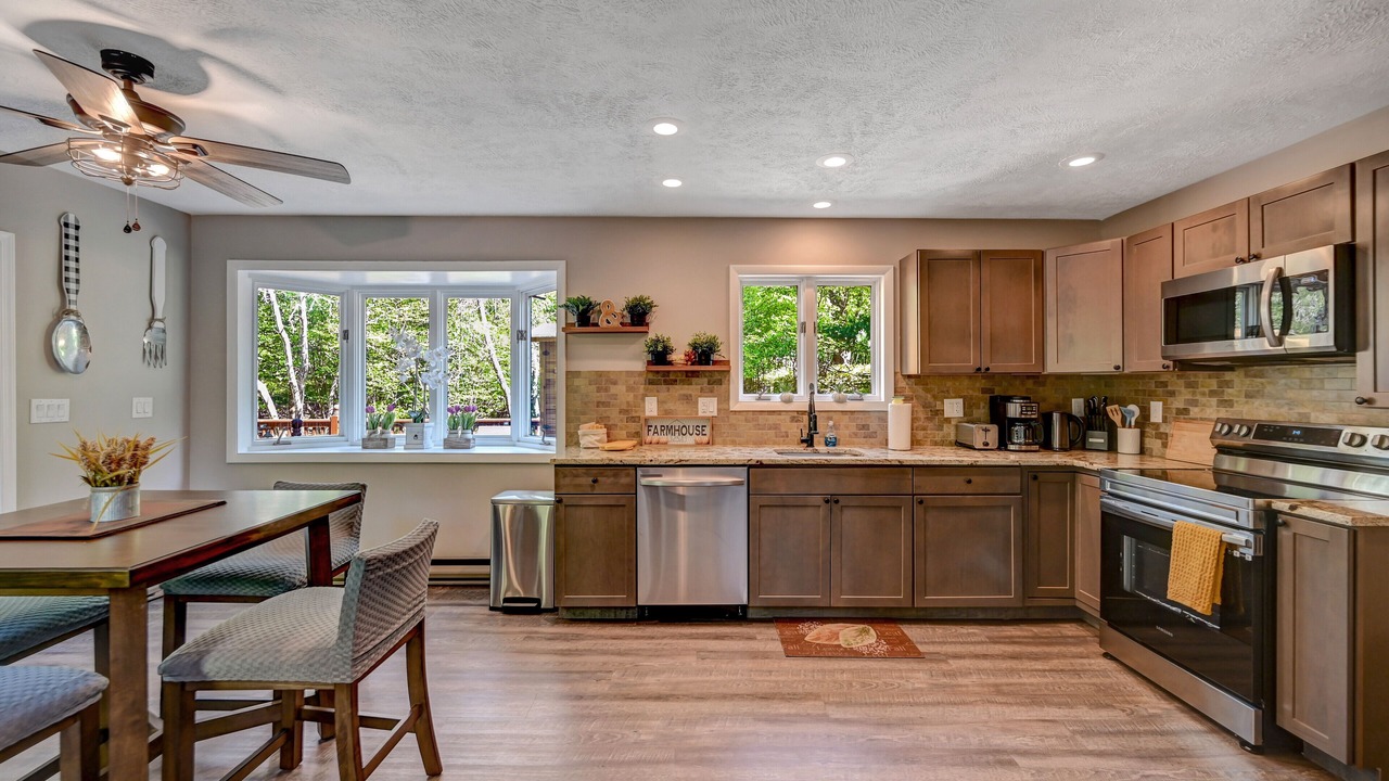 Photo of Kitchen in Long Pond