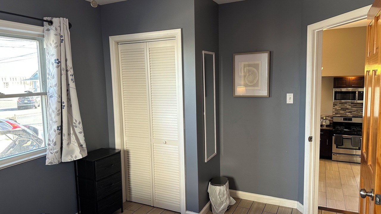 Photo of Bedroom in Seaside Heights