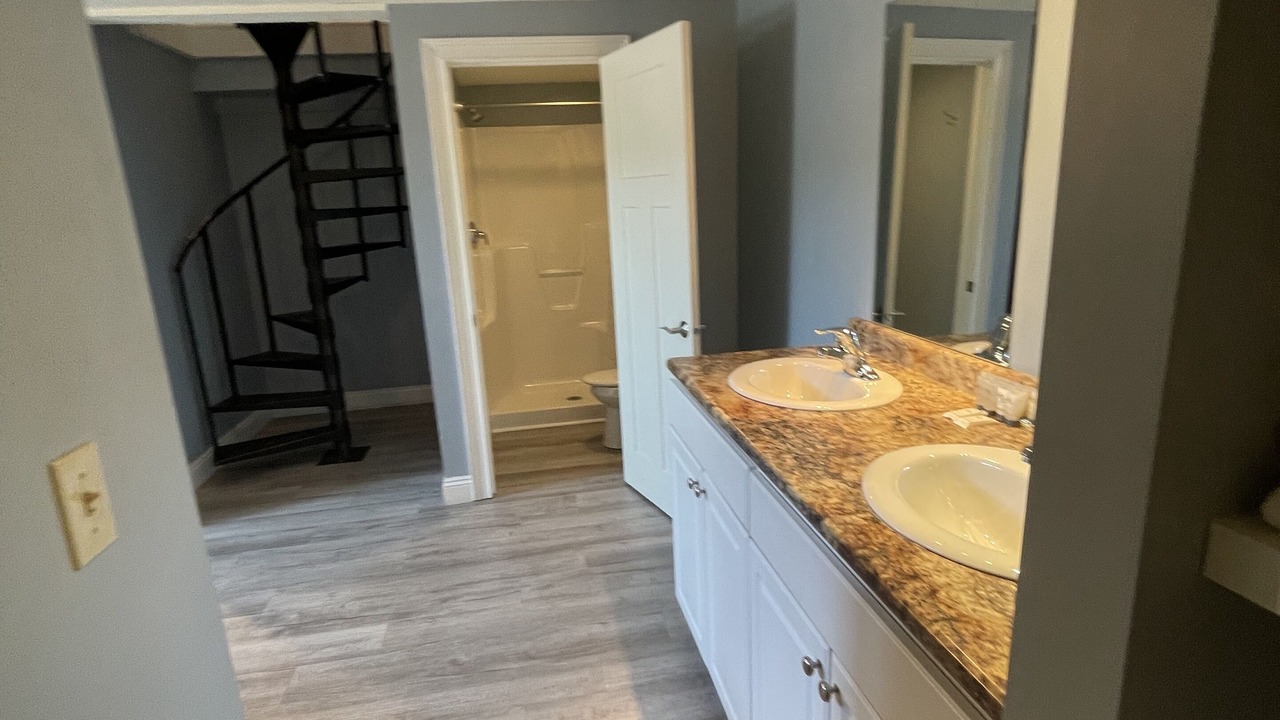 Photo of Bathroom in Put-in-Bay