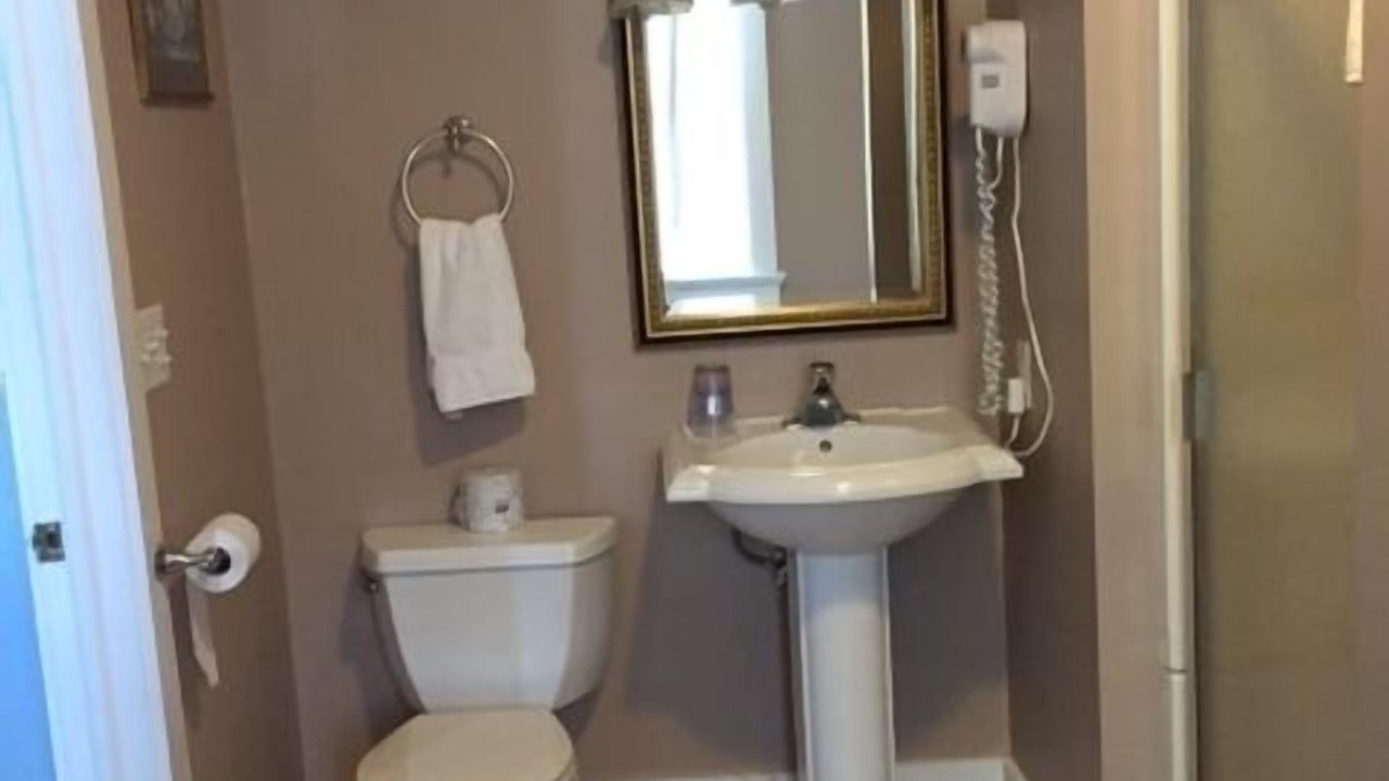 Photo of Bathroom in Cazenovia
