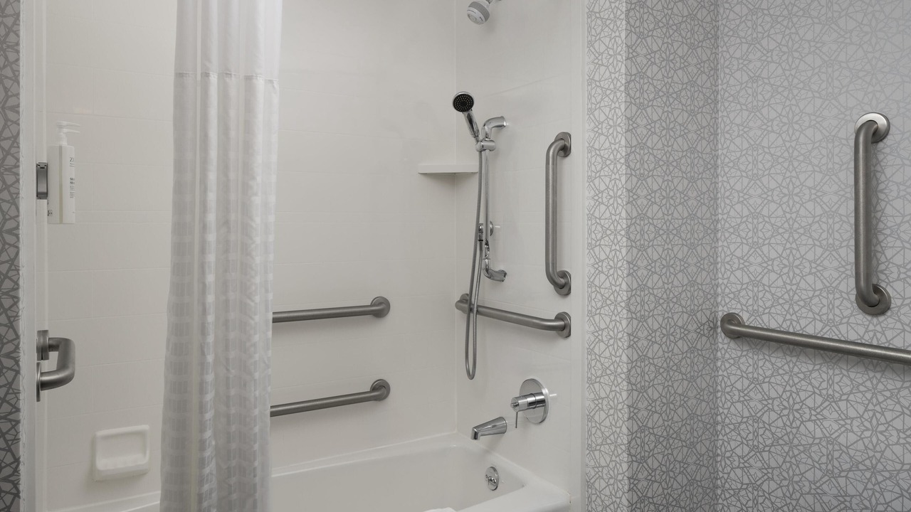 Photo of Bathroom in Northeast Yonkers