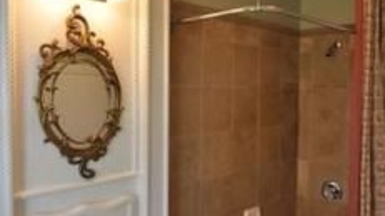 Photo of Bathroom in Downtown Chattanooga