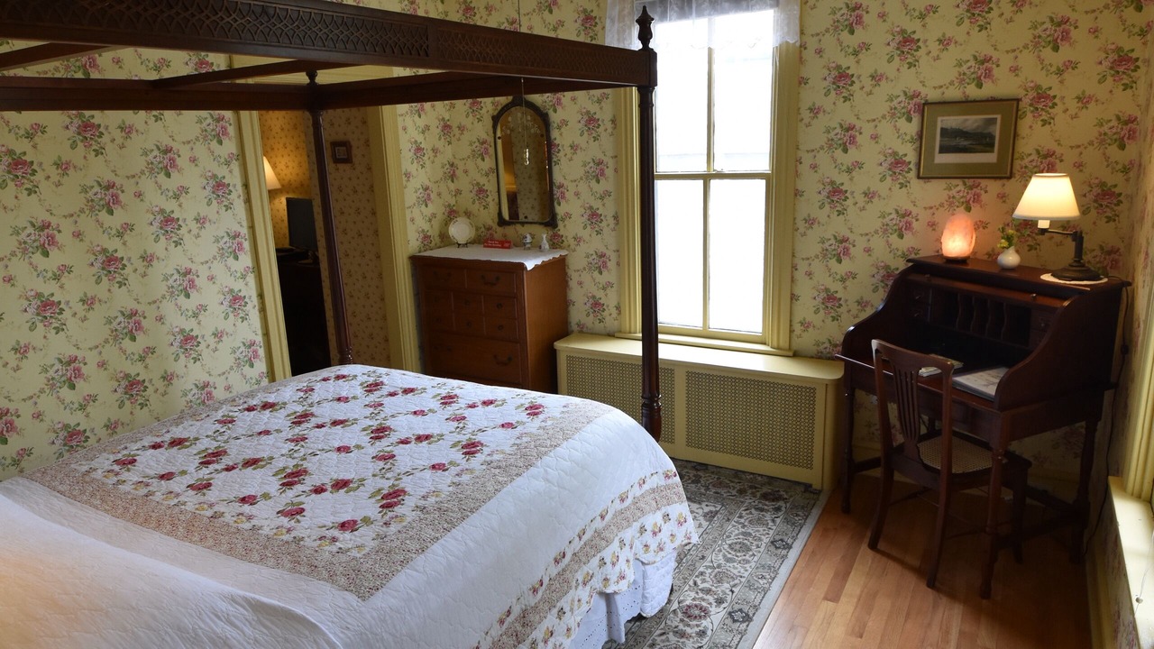 Photo of Bathroom in Willow Street