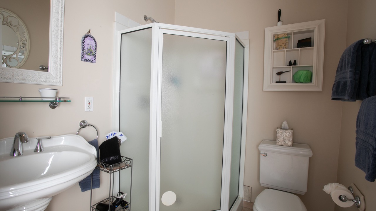 Photo of Bathroom in Neffsville