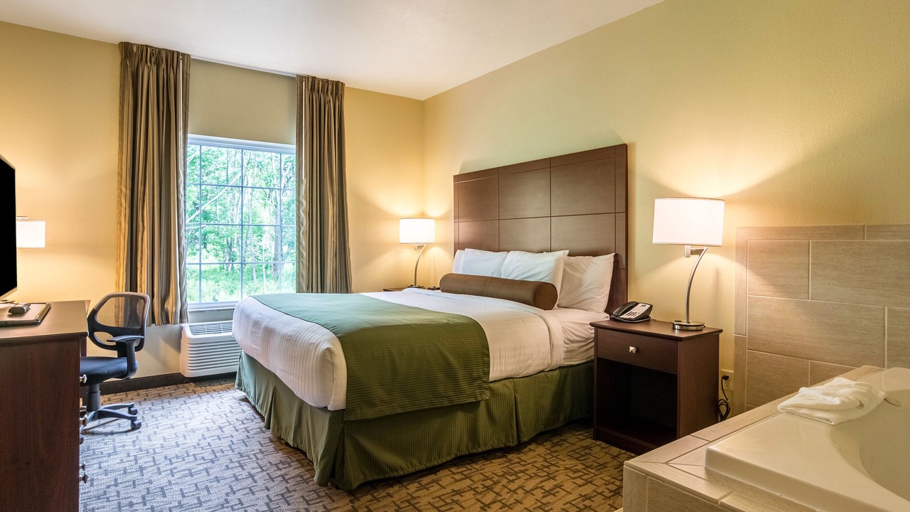 Photo of Bedroom in Erie