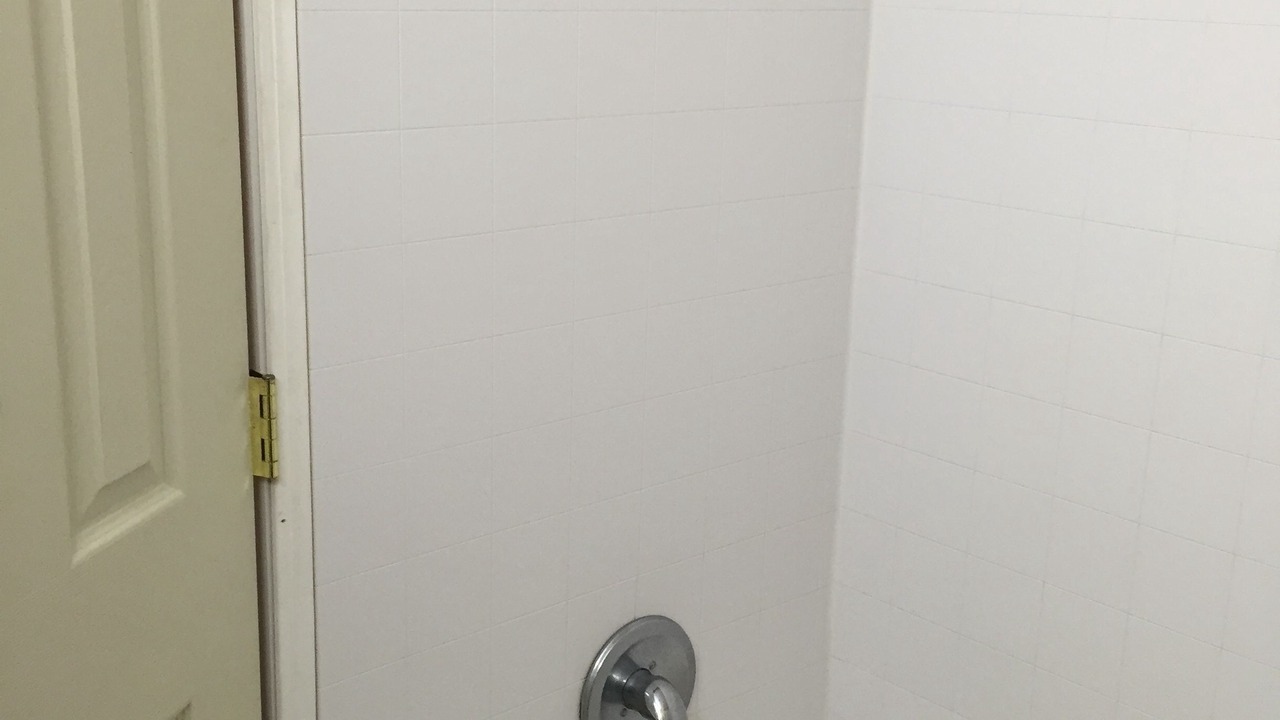 Photo of Bathroom in Jasper