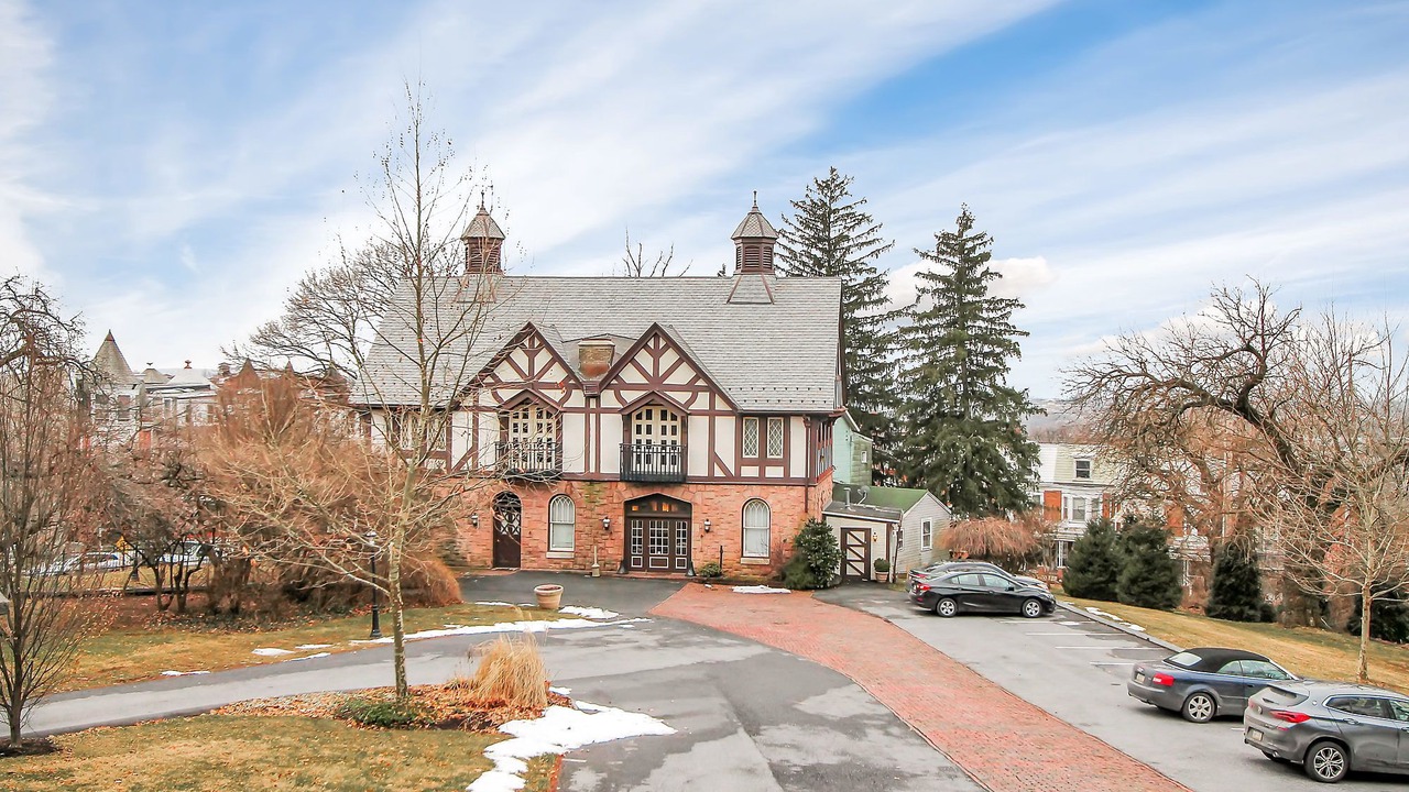 Photo of Outdoor in Reading