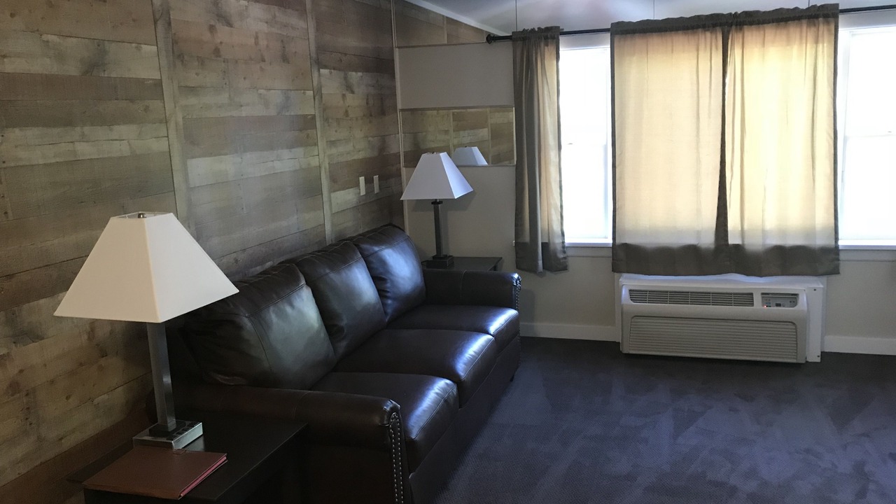 Photo of Bedroom in Pocono Manor