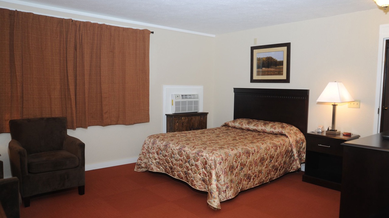 Photo of Bedroom in Pocono Manor