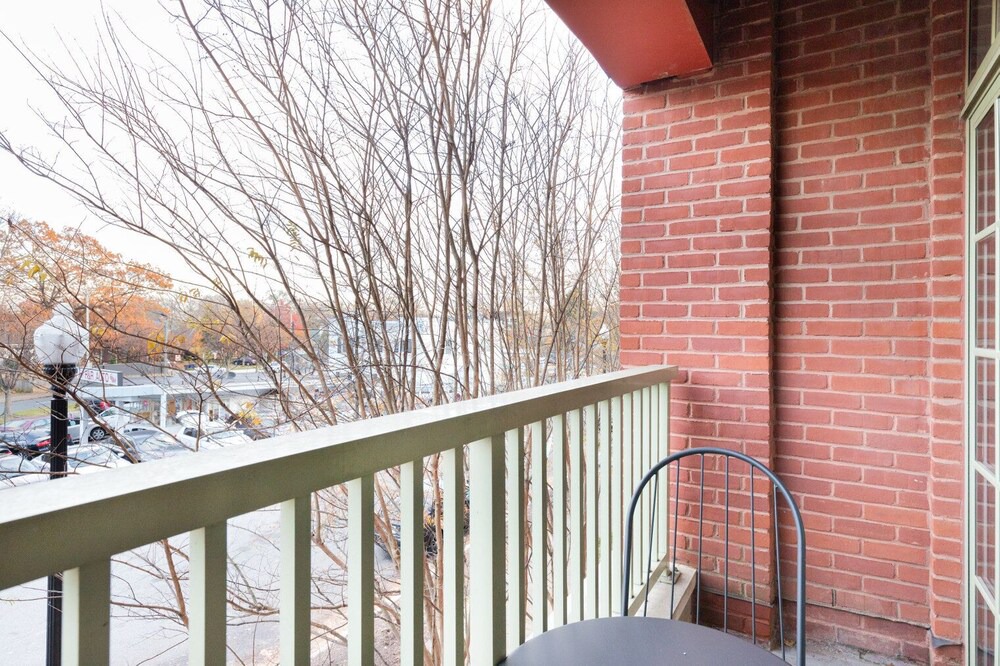 Photo of Patio Balcony in Lyon Park