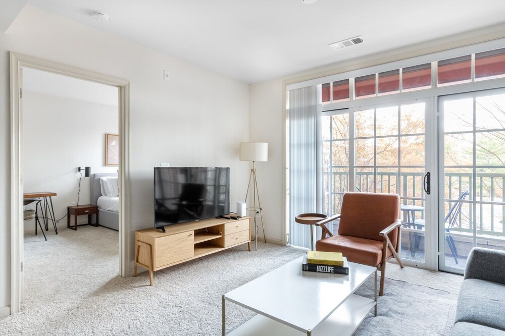 Photo of Livingroom in Lyon Park