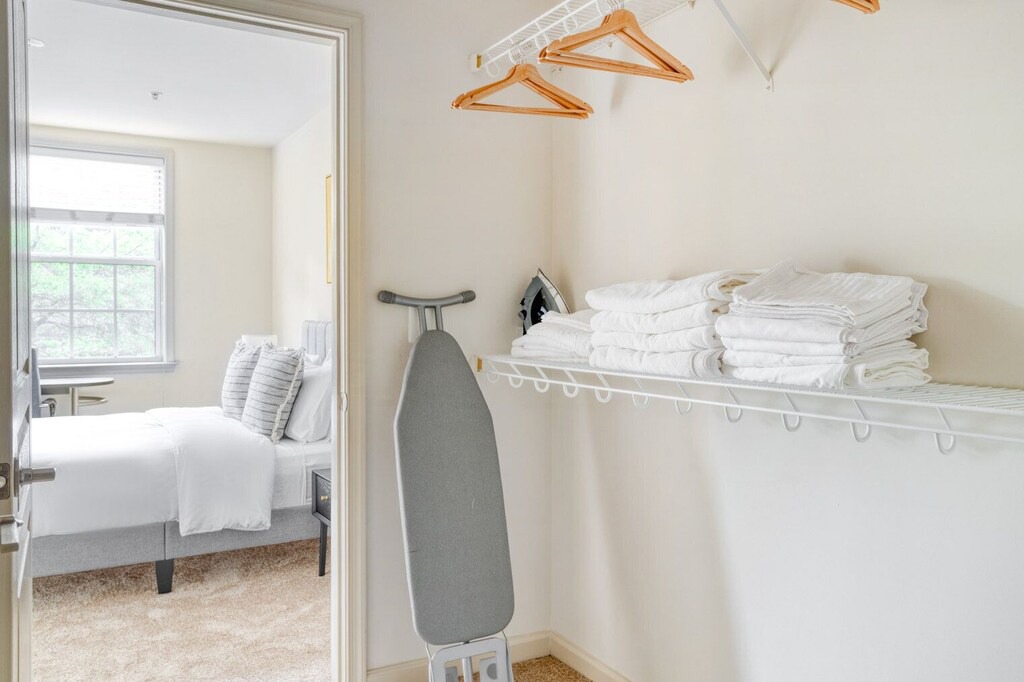 Photo of Bedroom in Lyon Park
