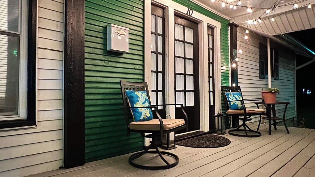Photo of Patio Balcony in Englewood