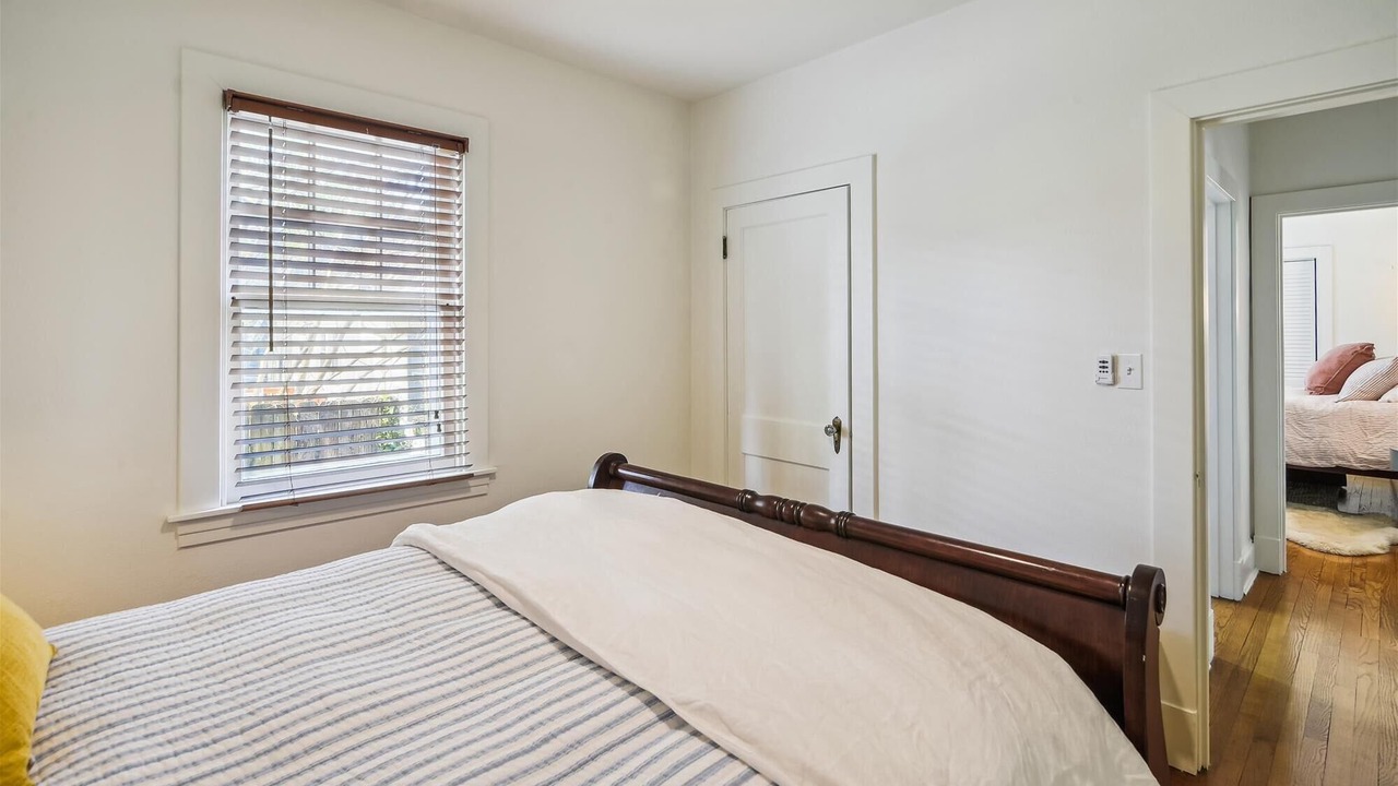 Photo of Bedroom in Homewood
