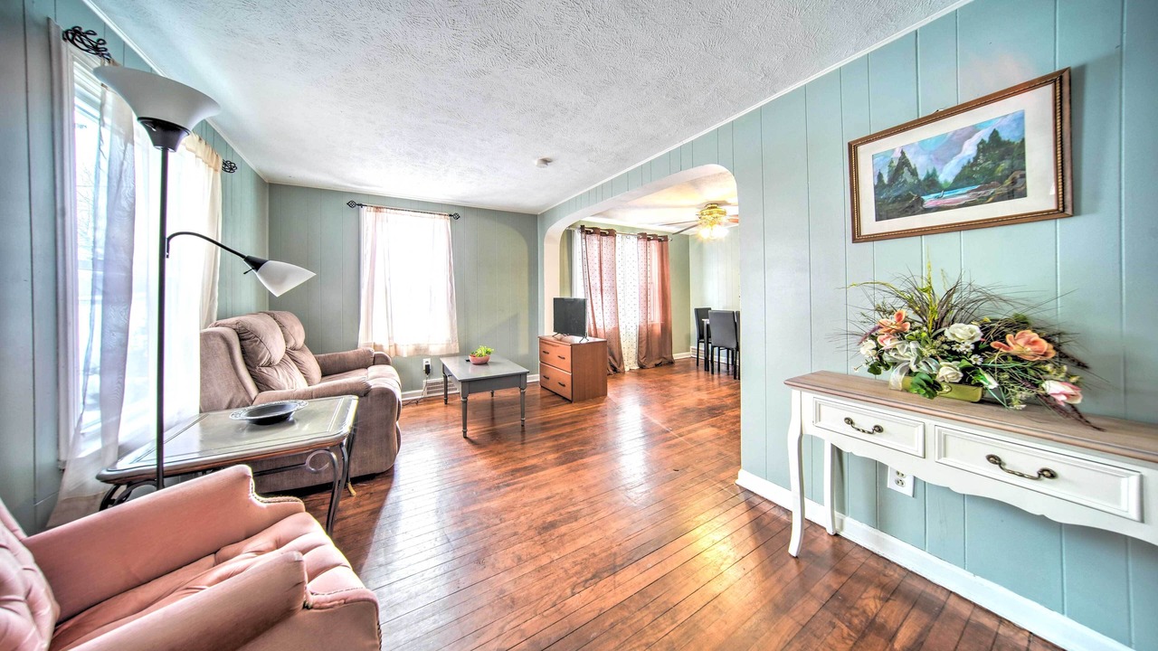 Photo of Bedroom in Eastlake