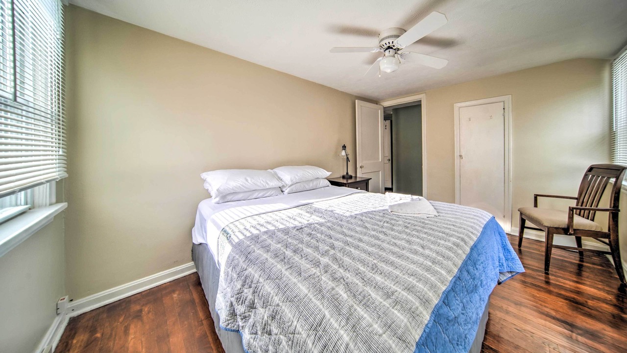 Photo of Bedroom in Eastlake