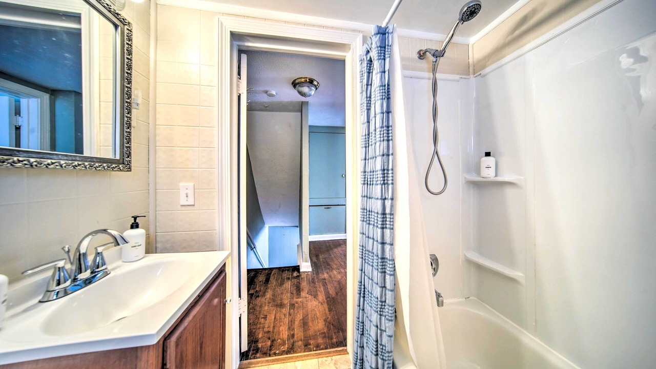 Photo of Bathroom in Eastlake