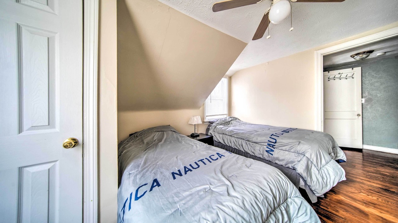 Photo of Bedroom in Eastlake