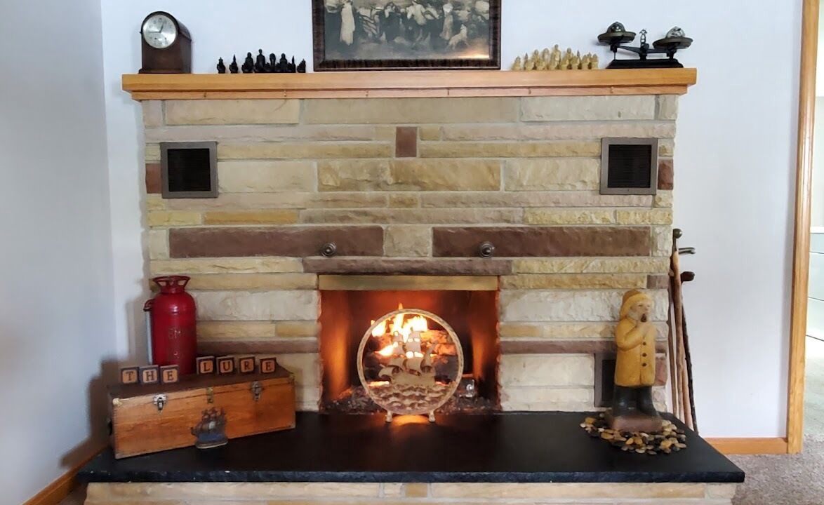 Photo of Livingroom in Findley Lake