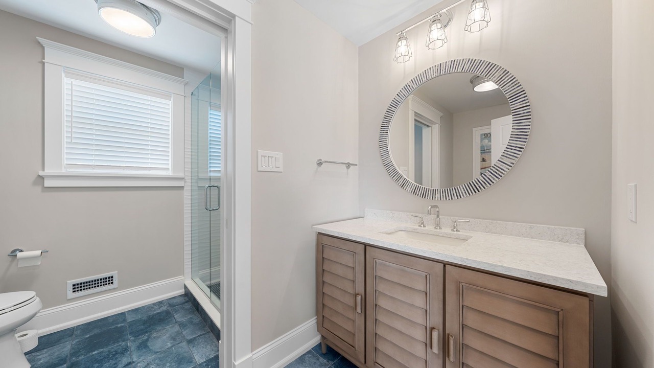 Photo of Bathroom in Stone Harbor