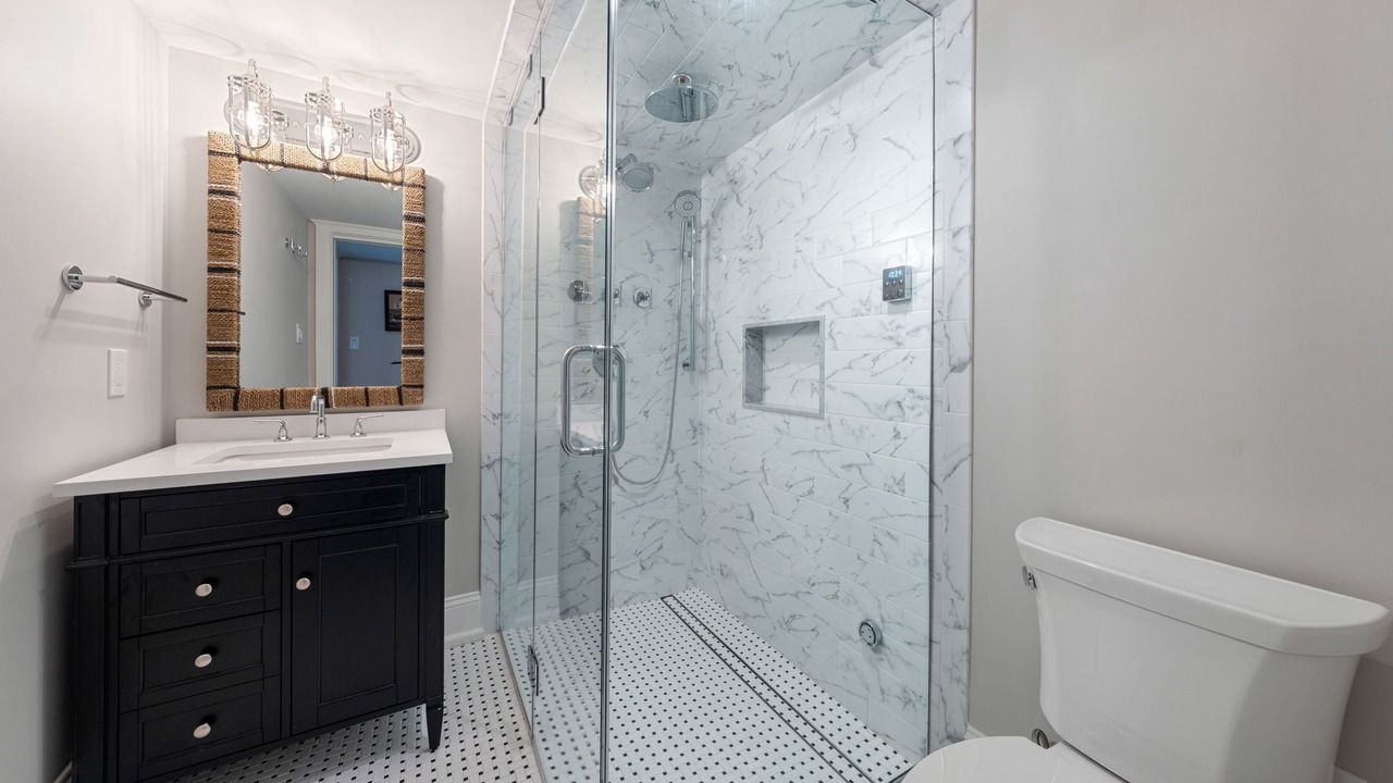 Photo of Bathroom in Stone Harbor