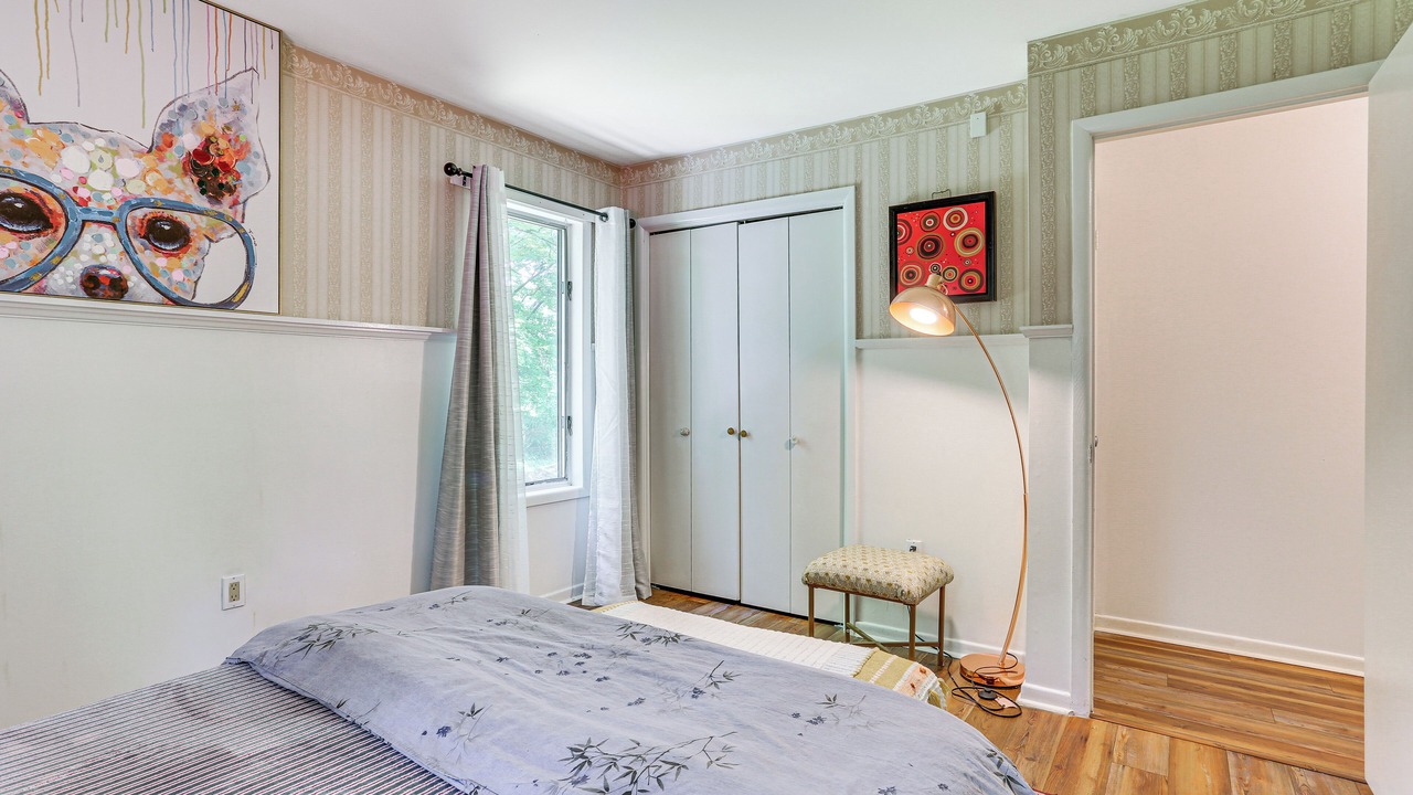 Photo of Bedroom in Newton