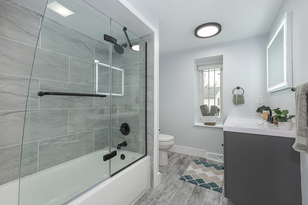 Photo of Bathroom in Avon Lake