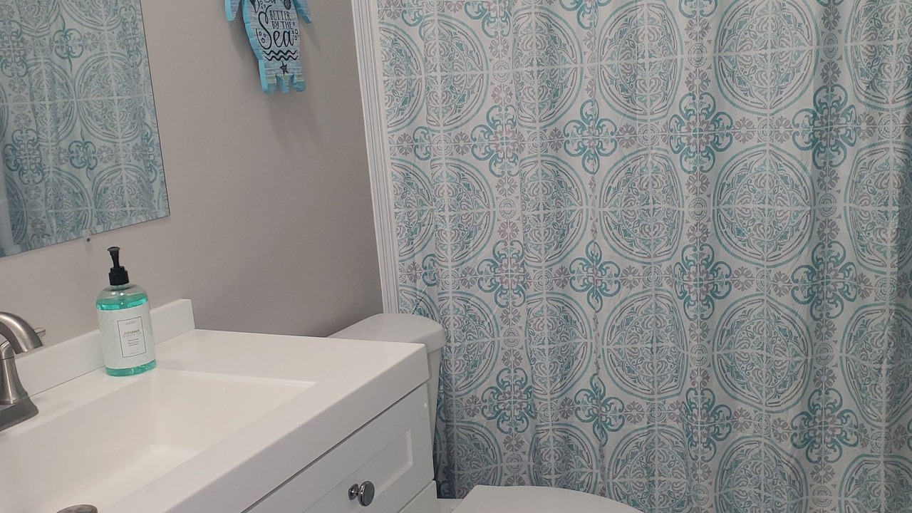 Photo of Bathroom in Piney Green
