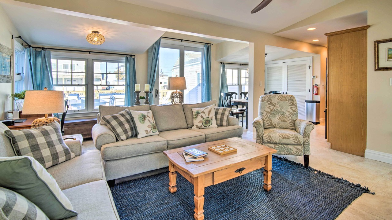 Photo of Livingroom in Beach Haven West