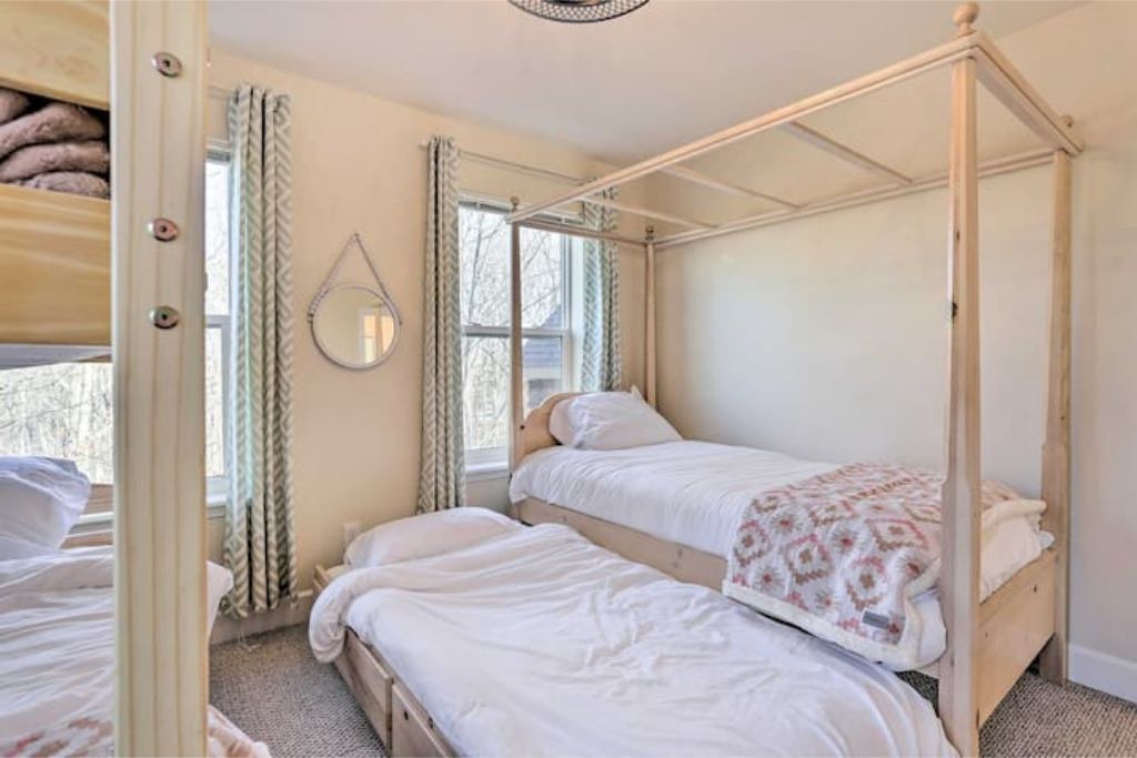 Photo of Bedroom in Lackawaxen
