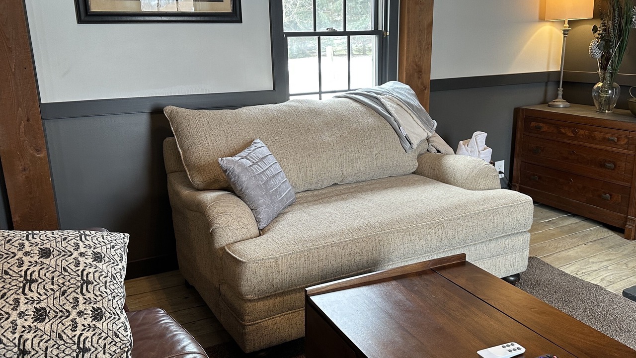 Photo of Livingroom in Burghill