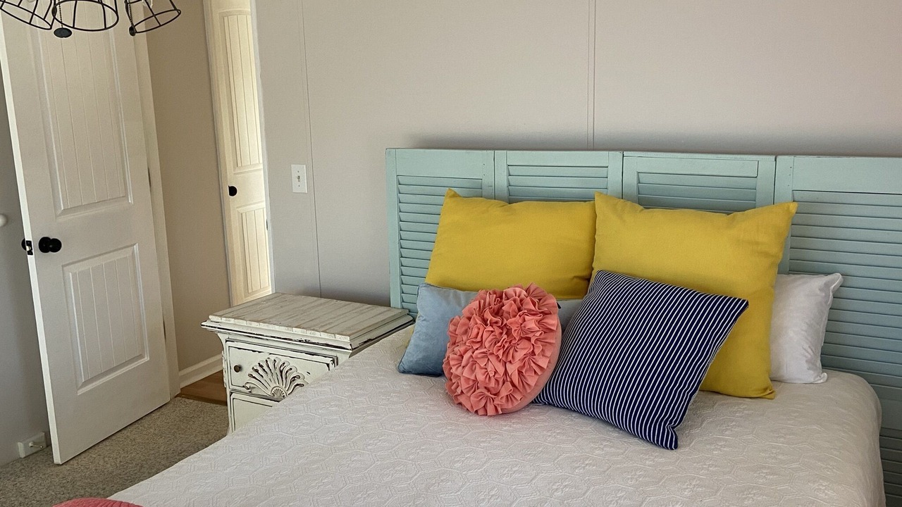 Photo of Bedroom in Minnesott Beach