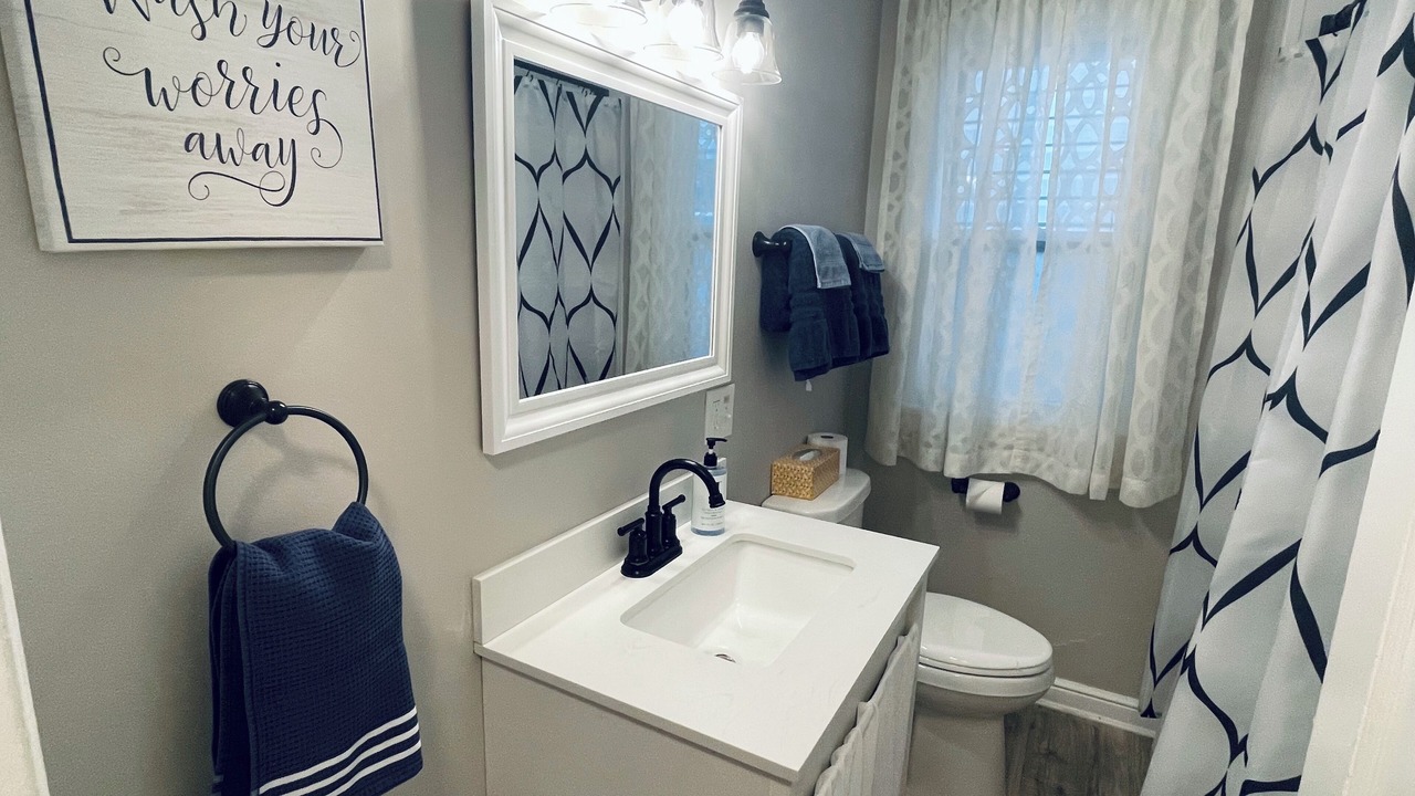 Photo of Bathroom in Dallastown