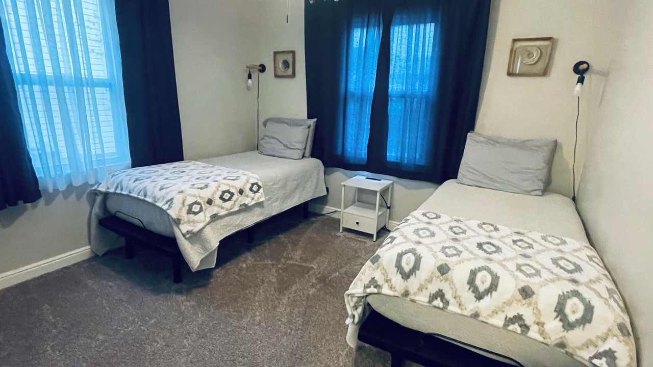 Photo of Bedroom in Dallastown