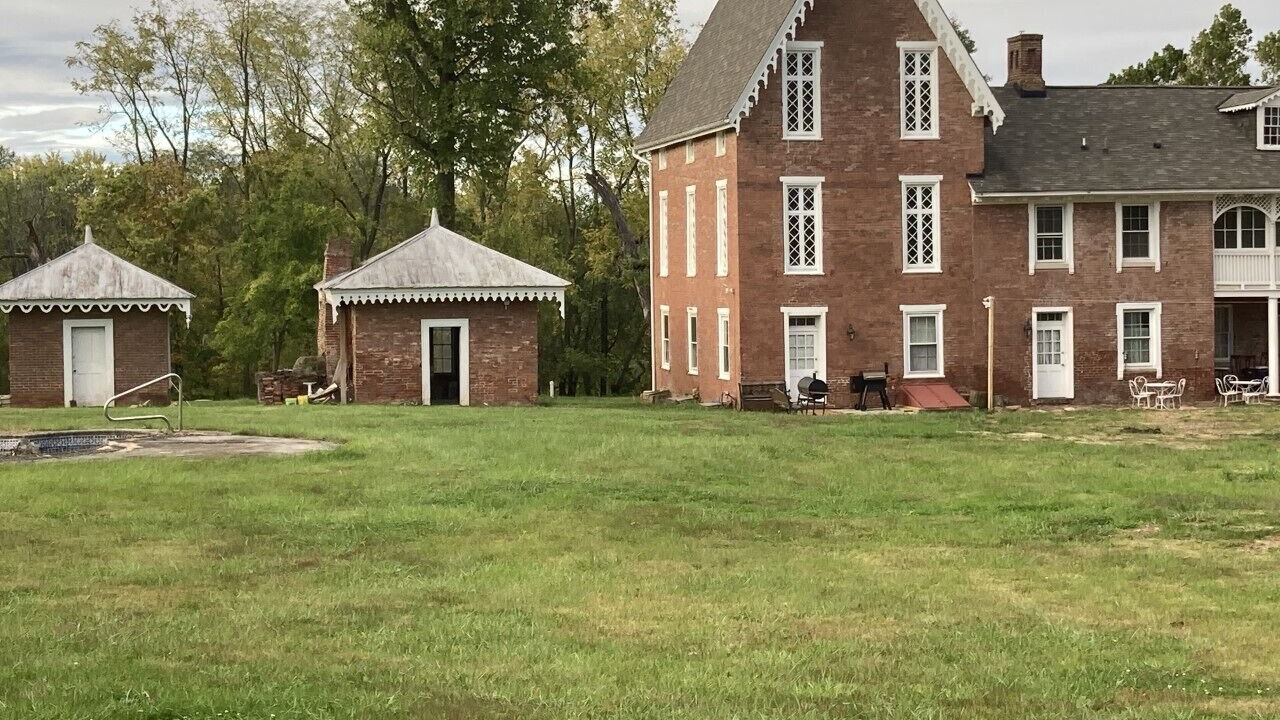 Photo of Outdoor in Uniontown