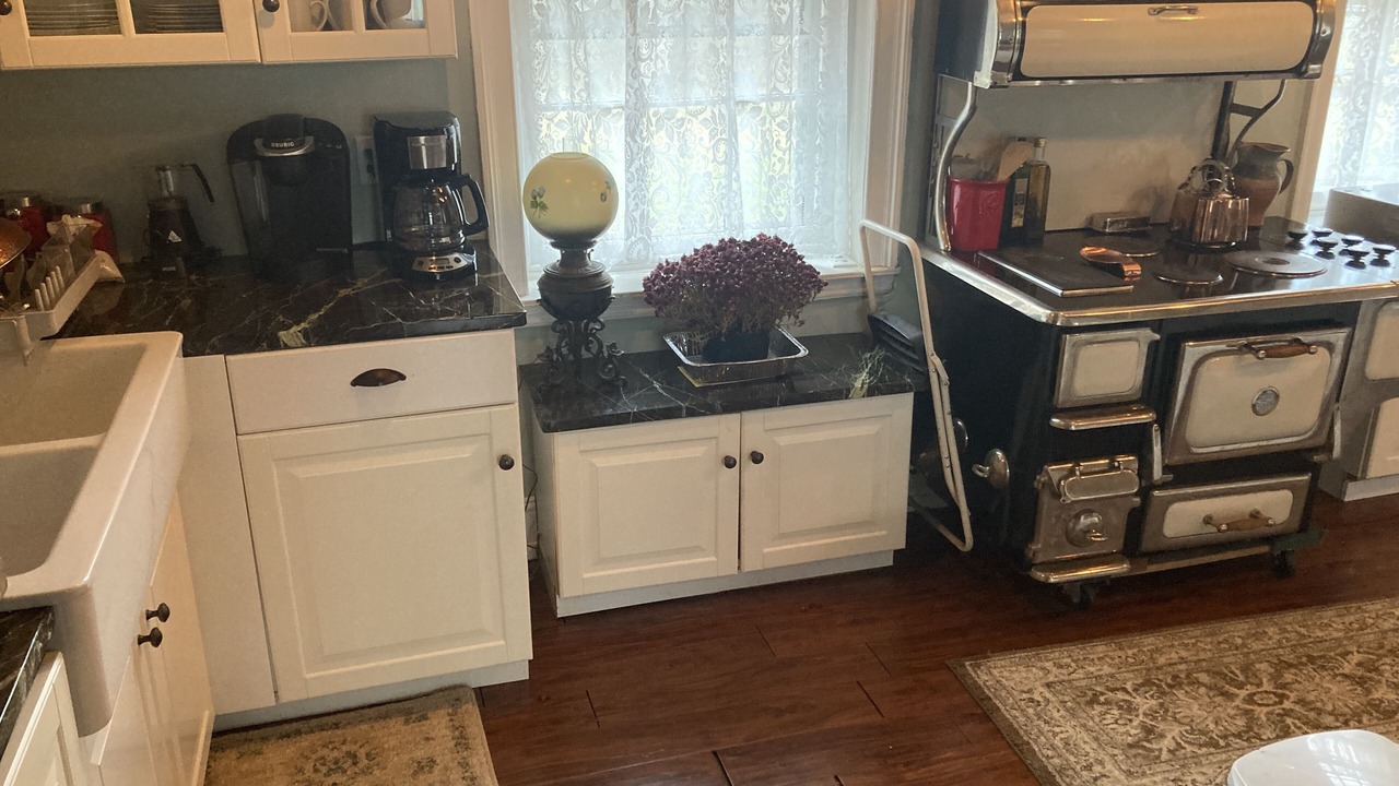 Photo of Kitchen in Uniontown