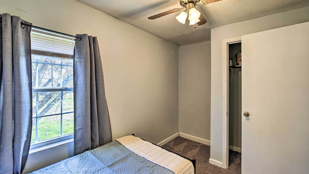 Photo of Bedroom in Tad