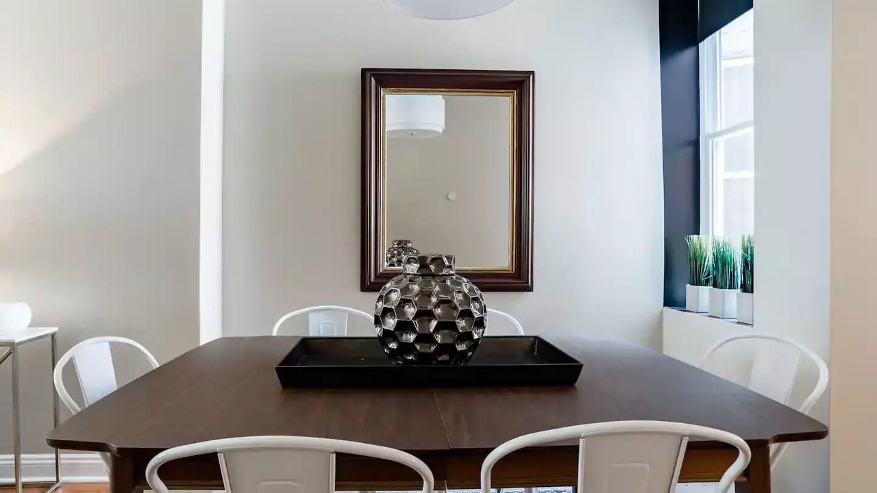 Photo of Livingroom in Harrisburg - Hershey