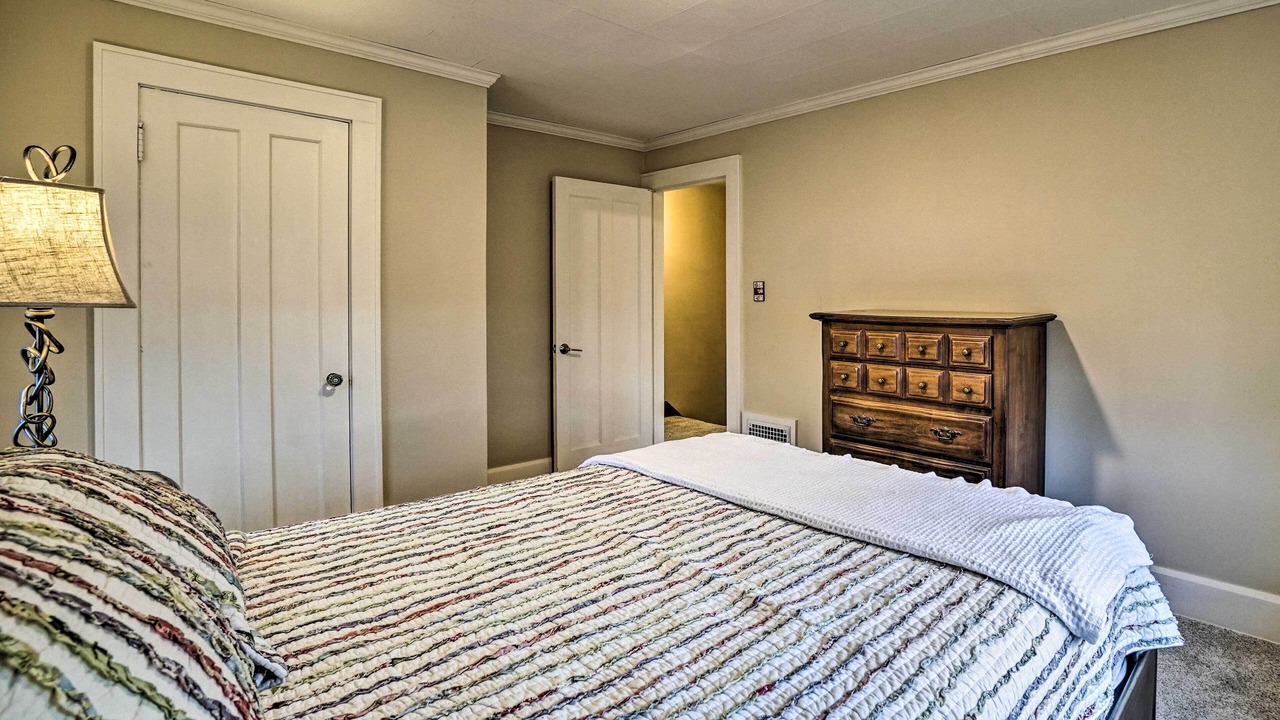 Photo of Bedroom in Zanesville