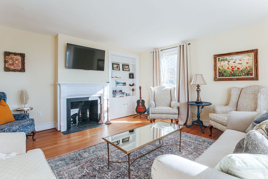 Photo of Livingroom in Waynesboro